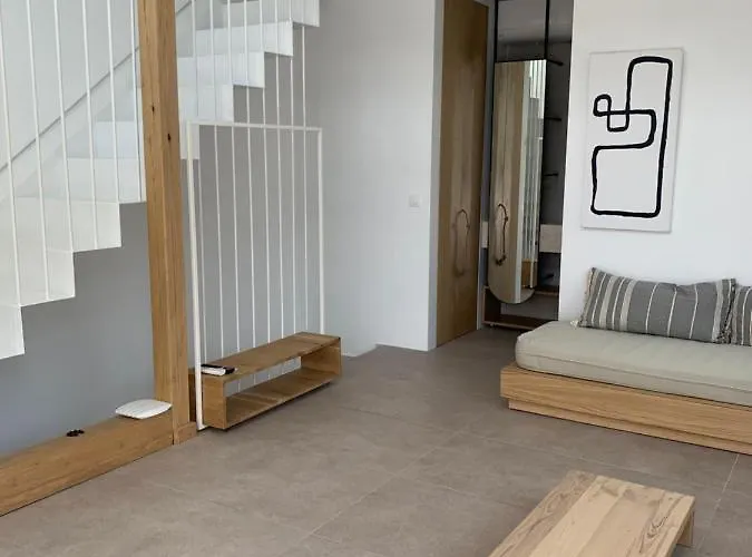 Aristotelia Gi - Premium Luxury With Private Pools