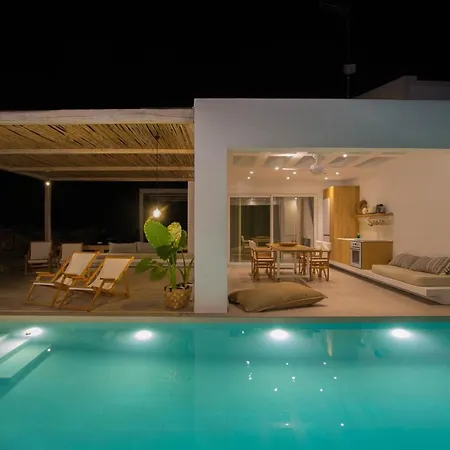 Villa Aristotelia Gi - Premium Luxury With Private Pools