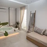 Vilă Aristotelia Gi - Premium Luxury With Private Pools