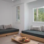 Vilă Aristotelia Gi - Premium Luxury With Private Pools