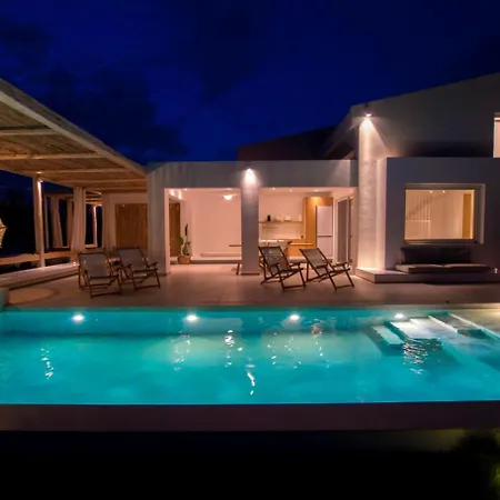 Aristotelia Gi - Premium Luxury With Private Pools Willa *