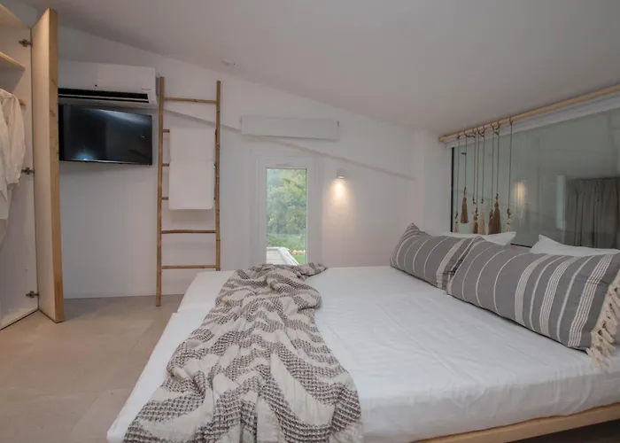 Vilă Aristotelia Gi - Premium Luxury With Private Pools