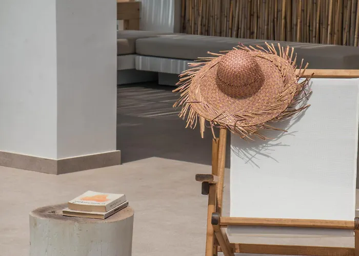 Aristotelia Gi - Premium Luxury With Private Pools *